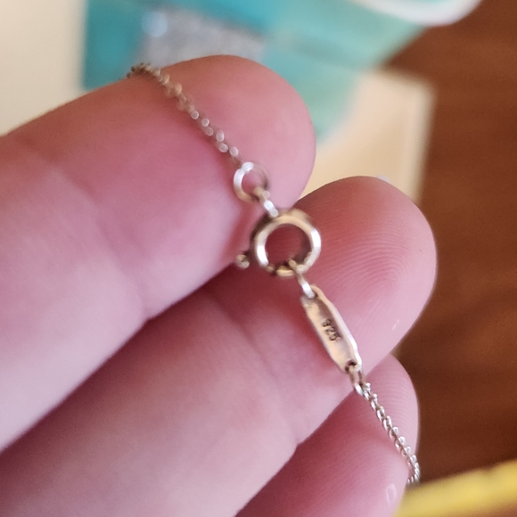 Tiffany's silver bow necklace - Picture 3 of 4